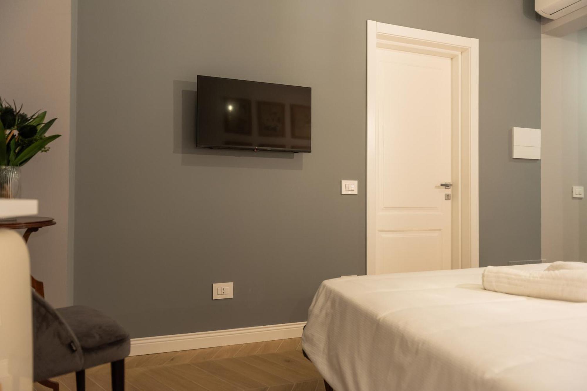 Sophia Boutique Suites Trieste Esterno foto
