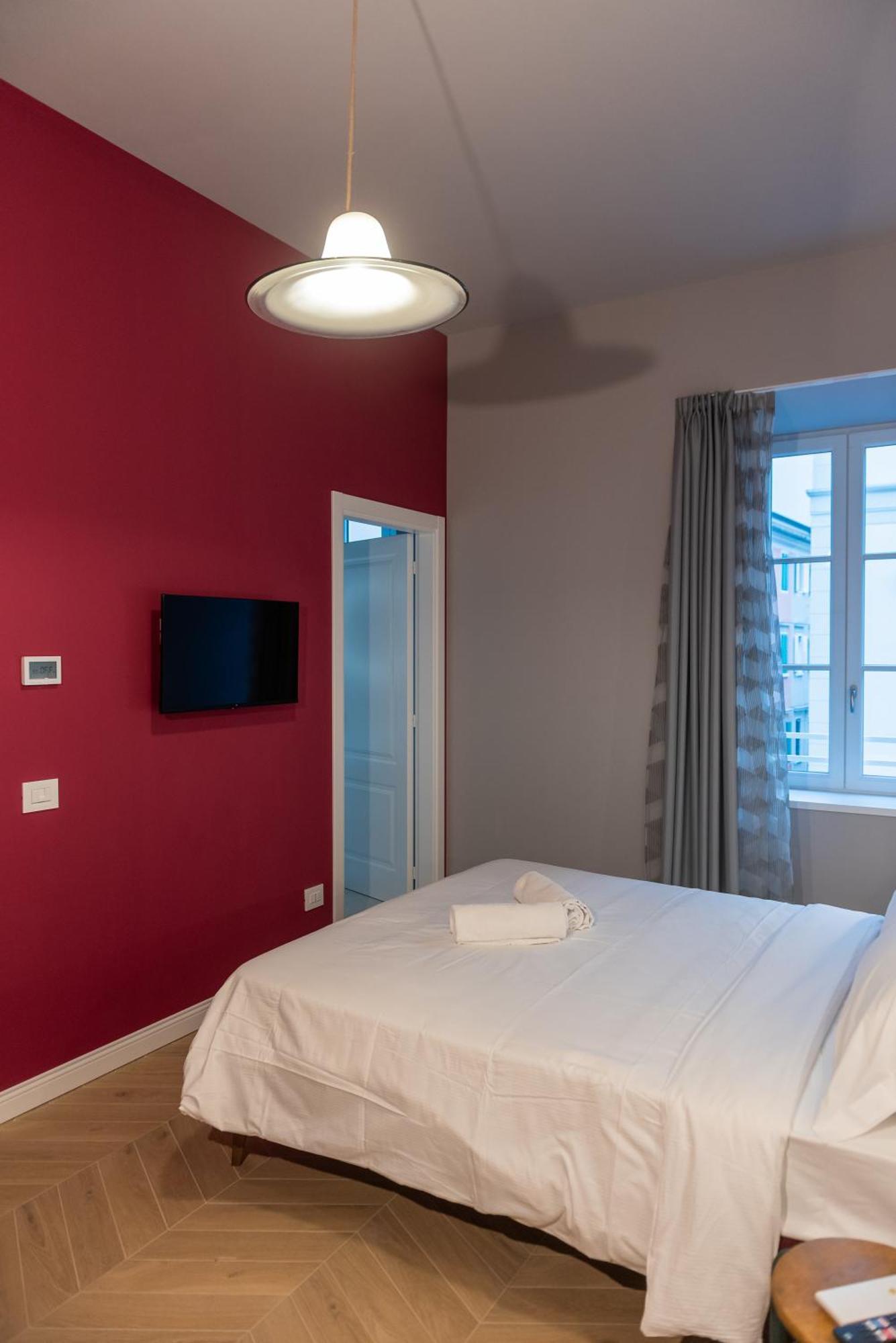Sophia Boutique Suites Trieste Esterno foto