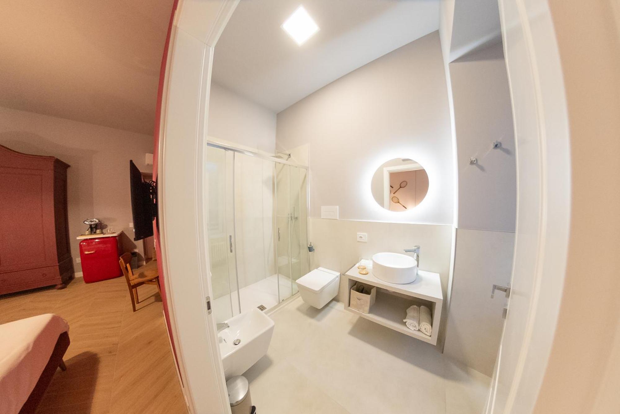 Sophia Boutique Suites Trieste Esterno foto