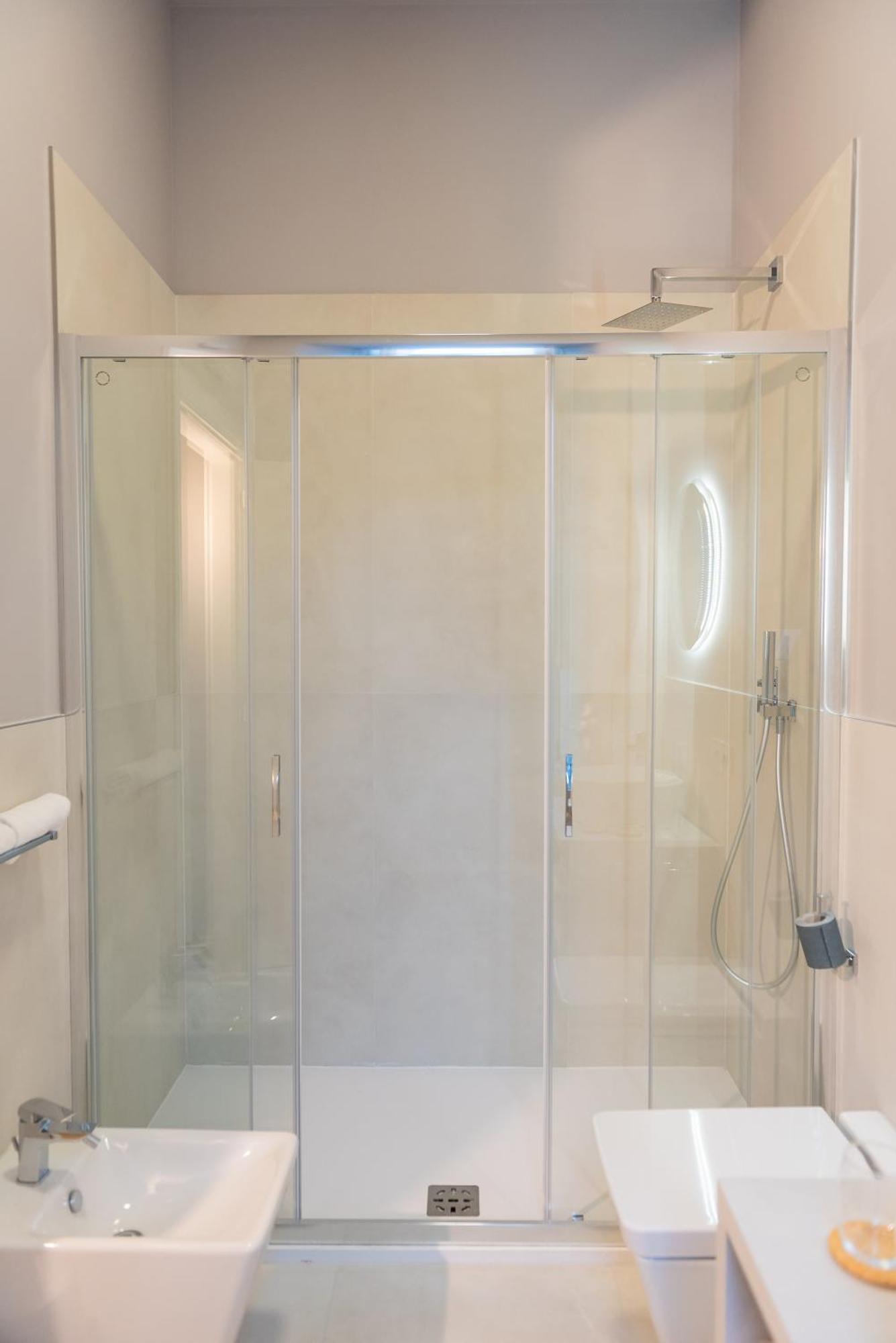 Sophia Boutique Suites Trieste Esterno foto